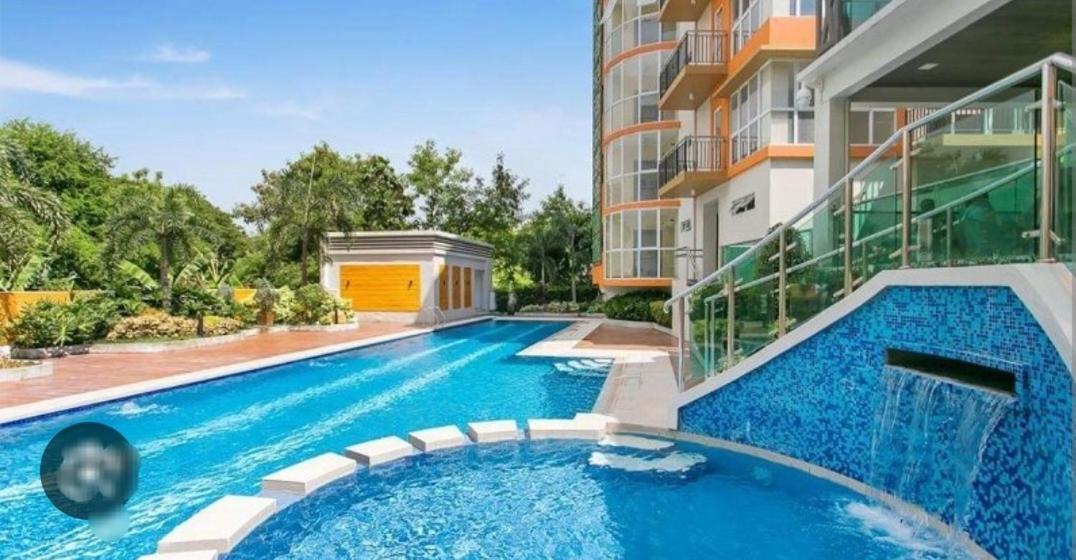 The Lancris Residences, 2 Bedrooms, 1 Bathroom, Living-Room, Kitchen & Pool Is Free Paranaque City Экстерьер фото