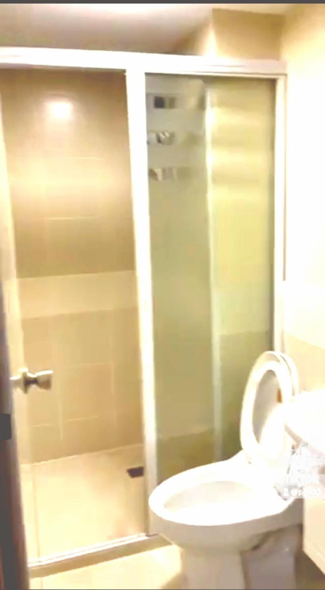 The Lancris Residences, 2 Bedrooms, 1 Bathroom, Living-Room, Kitchen & Pool Is Free Paranaque City Экстерьер фото